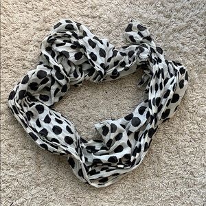 Light and airy scarf!